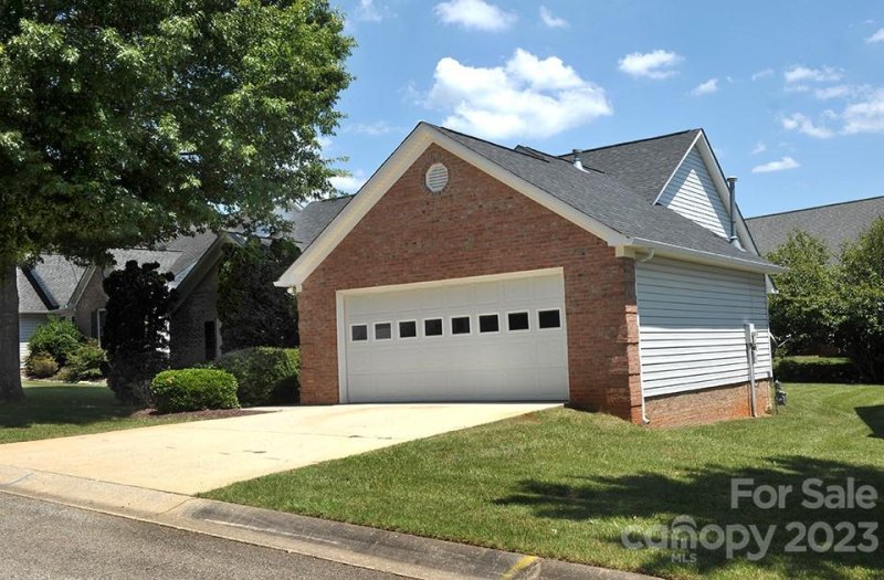 Property image 2 at 723 Hidden Creek Circle, Salisbury, NC 28147