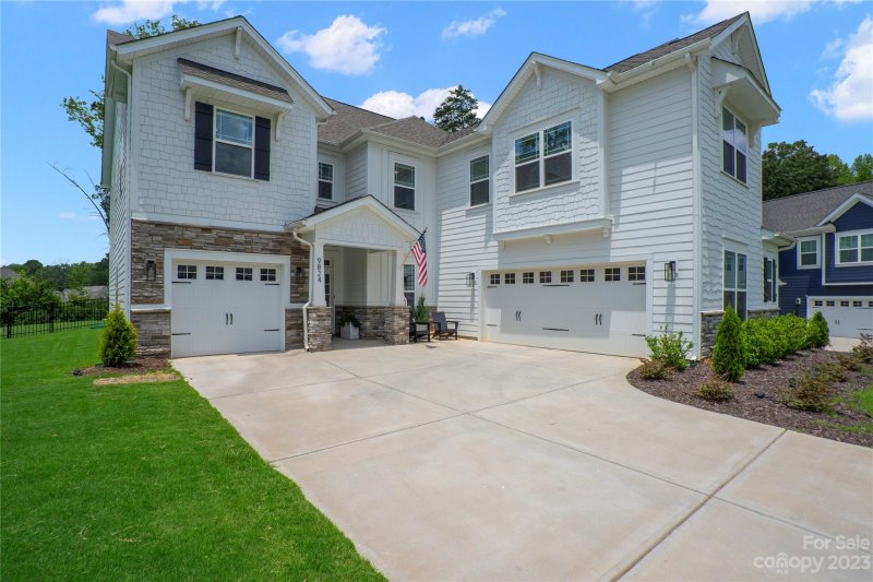 9824 Verdun Court