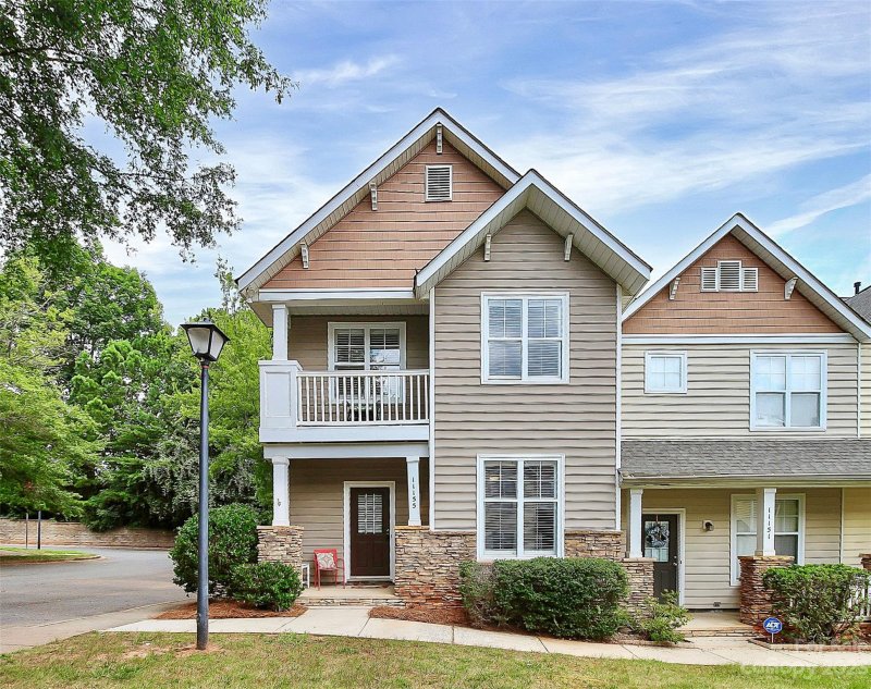 11155 Dundarrach Lane