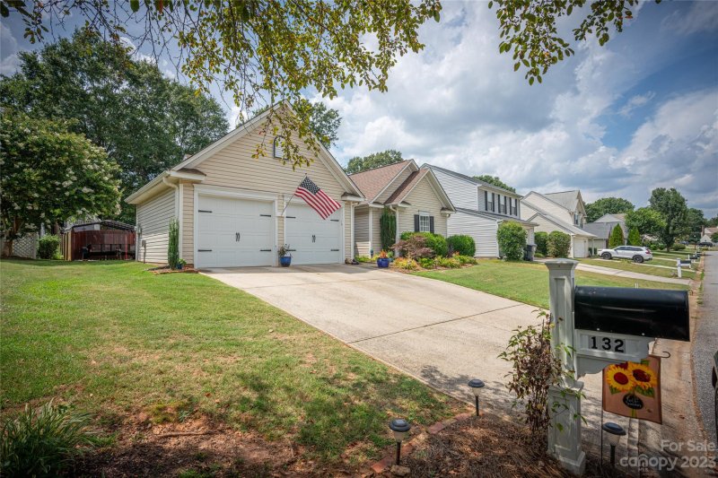 Property image 4 at 132 Bathurst Lane, Simpsonville, SC 29681