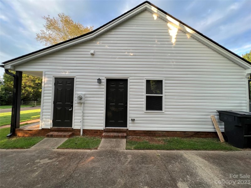 Property image 2 at 5421 Doverstone Court, Charlotte, NC 28208