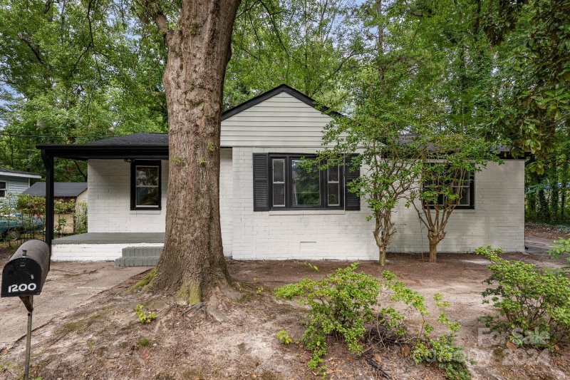 Property image 3 at 1200 Kenly Street, Salisbury, NC 28144