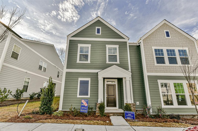 1001 Lyndon Station Drive