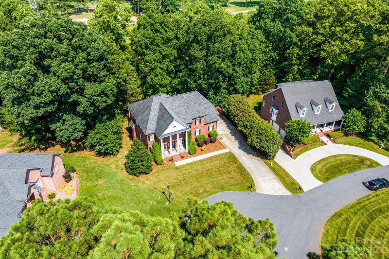 Property image 2 at 222 Lytham Lane, Stanley, NC 28164