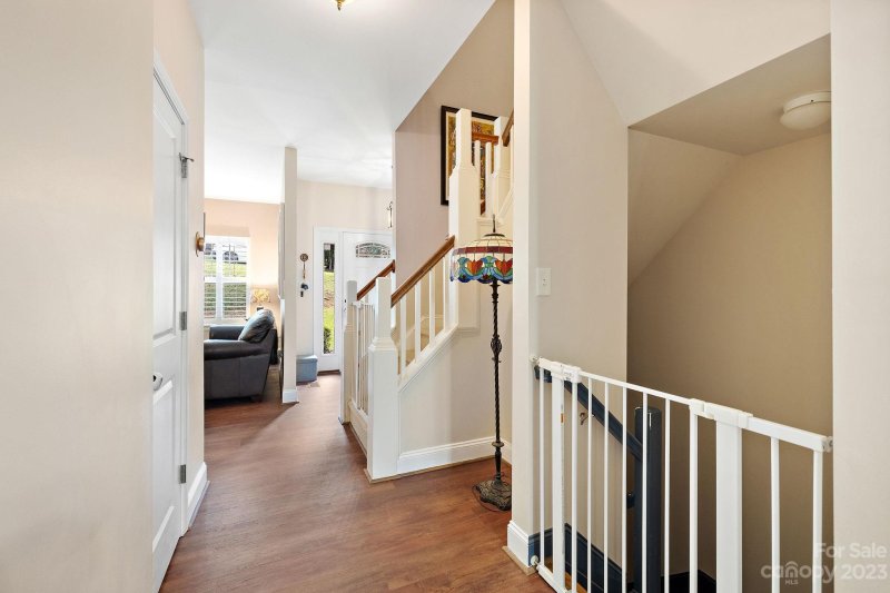 Property image 5 at 806 17th Avenue Drive, Hickory, NC 28602