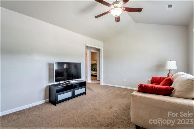 Property image 2 at 4707 Palm Breeze Lane, Charlotte, NC 28208
