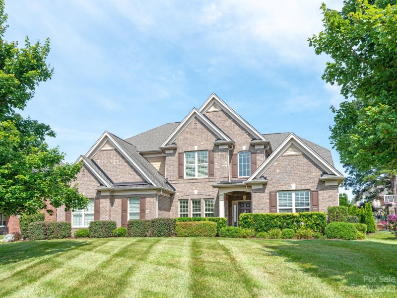 Property image 2 at 18404 Clavemorr Castle Court, Charlotte, NC 28277