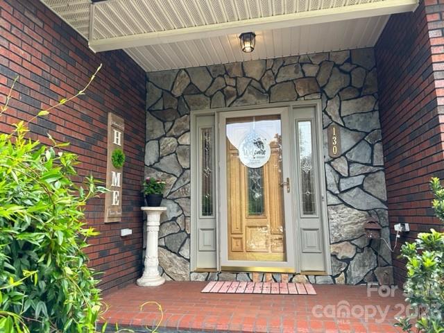 Property image 3 at 130 Fairgate Drive, Statesville, NC 28625
