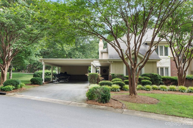 Property image 2 at 6505 Gaywind Drive, Charlotte, NC 28226