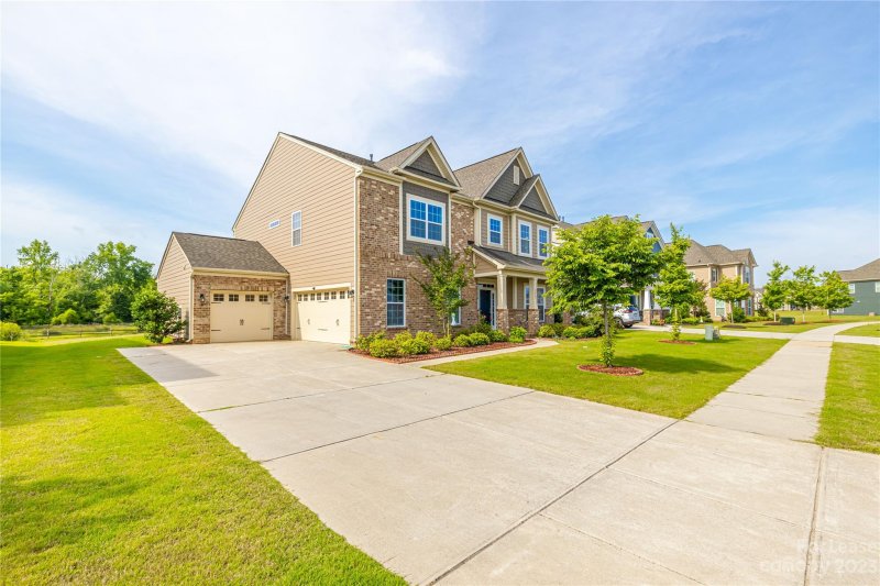 Property image 3 at 2624 Snap Dragon Drive, Harrisburg, NC 28075