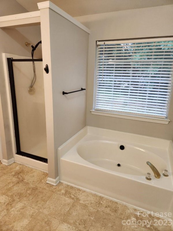 Property image 4 at 9916 Gray Dove Court, Charlotte, NC 28216