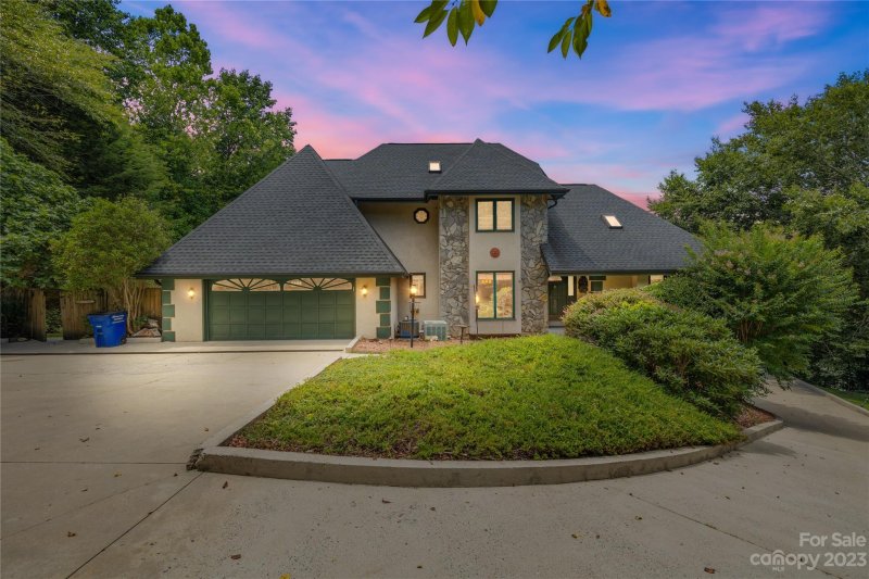 6041 Gold Creek Estate Drive