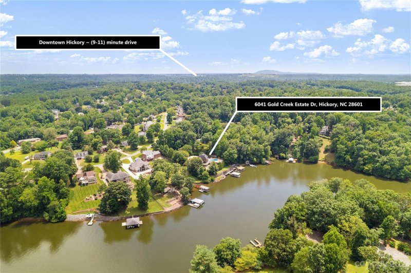 Property image 4 at 6041 Gold Creek Estate Drive, Hickory, NC 28601