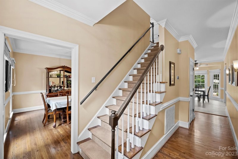 Property image 2 at 3033 Michelle Drive, Matthews, NC 28104