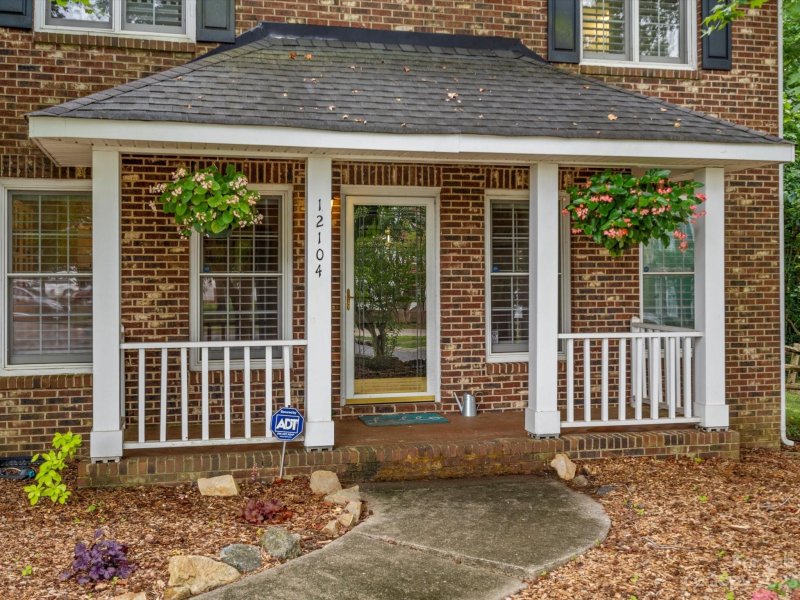 Property image 3 at 12104 Saddle Pace Lane, Charlotte, NC 28269
