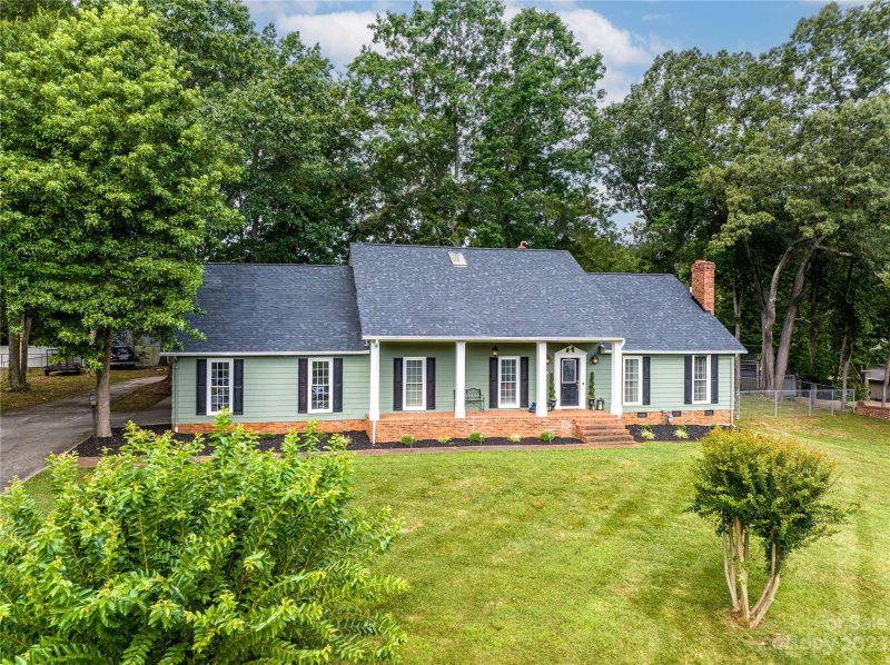 Property image 2 at 200 Jonas Drive, Lincolnton, NC 28092