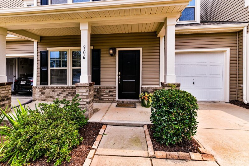 Property image 2 at 906 Summerlake Drive, Fort Mill, SC 29715