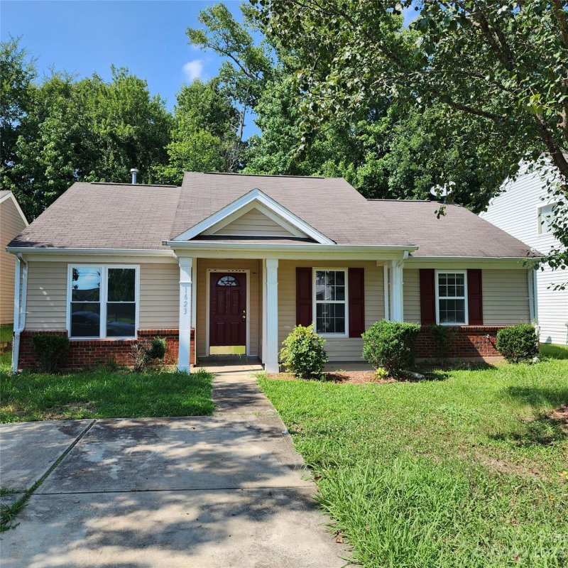 1623 Flagler Lane
