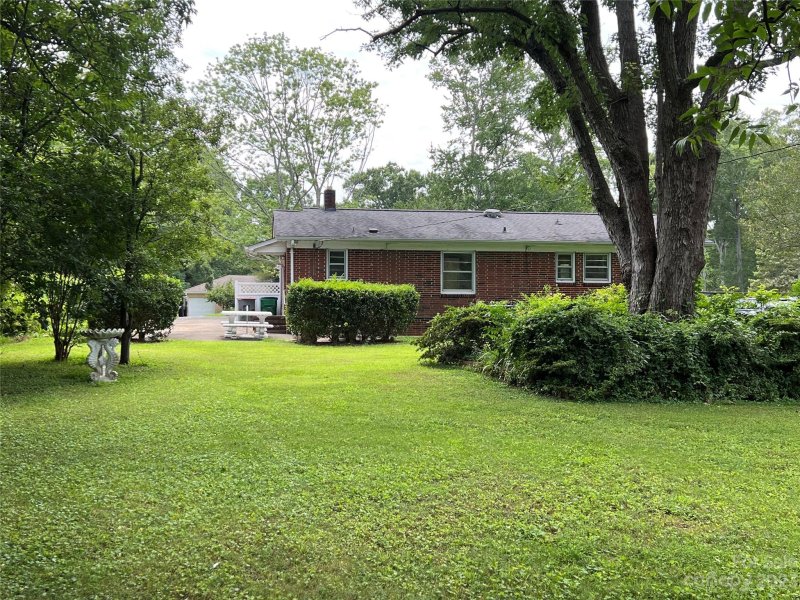 Property image 4 at 749 Denning Place, Charlotte, NC 28227