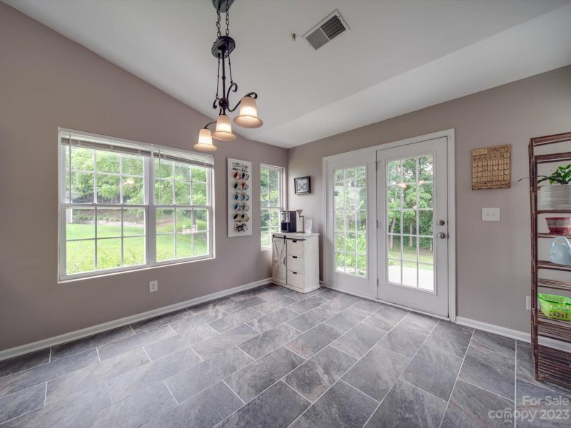 Property image 4 at 2304 Wexford Way, Statesville, NC 28625