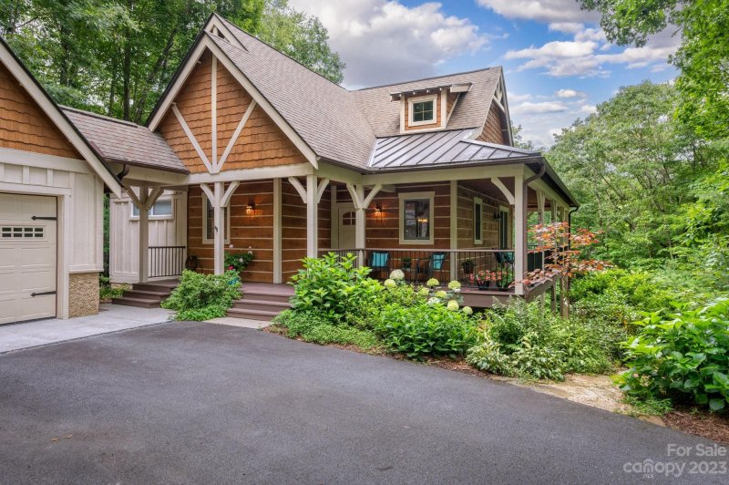 Property image 2 at 359 Thunder Mountain Road, Hendersonville, NC 28792