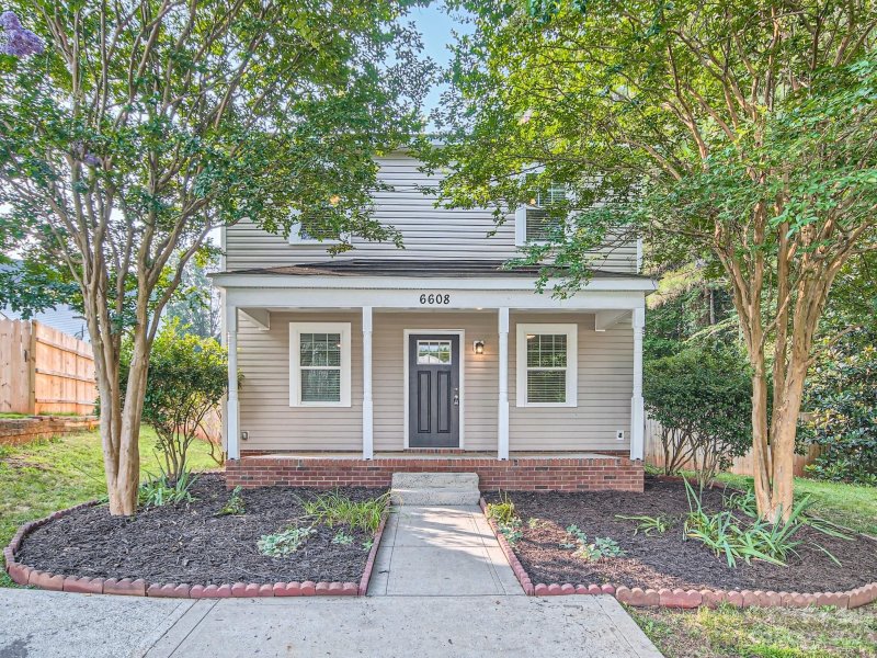 Property image 3 at 6608 Love Ridge Lane, Charlotte, NC 28213