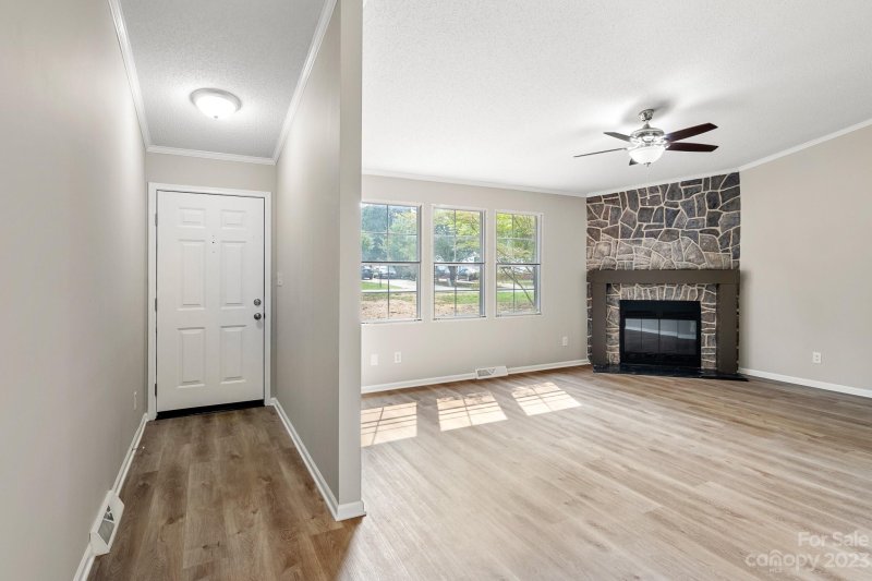 Property image 3 at 116 Keyside Lane, Mooresville, NC 28115