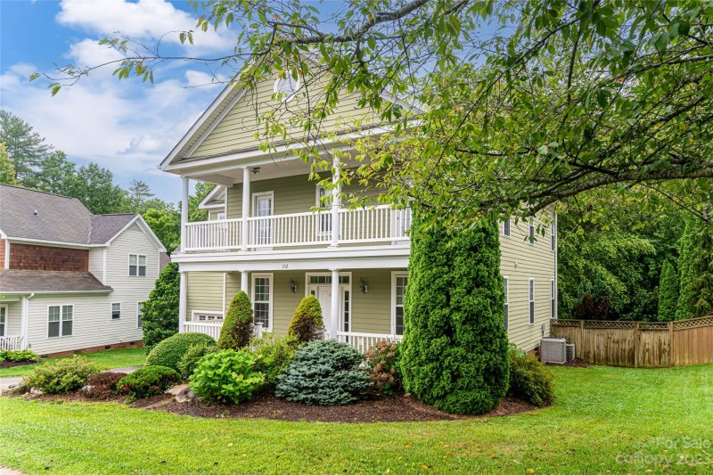 Property image 3 at 132 Carolina Bluebird Loop, Arden, NC 28704