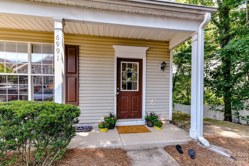 Property image 2 at 6991 Rothchild Drive, Charlotte, NC 28270