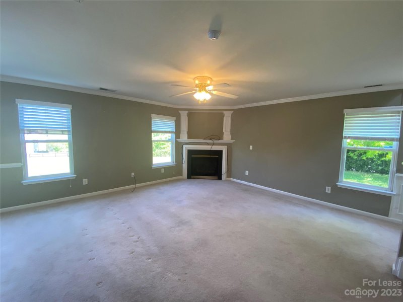 Property image 5 at 7302 Woodbourne Lane, Charlotte, NC 28273