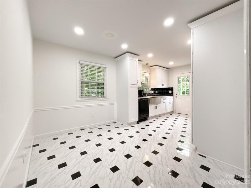 Property image 4 at 1506 Rama Road, Charlotte, NC 28211