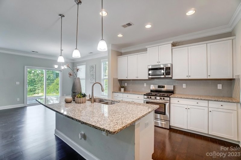 Property image 5 at 3982 Lake Breeze Drive, Sherrills Ford, NC 28673