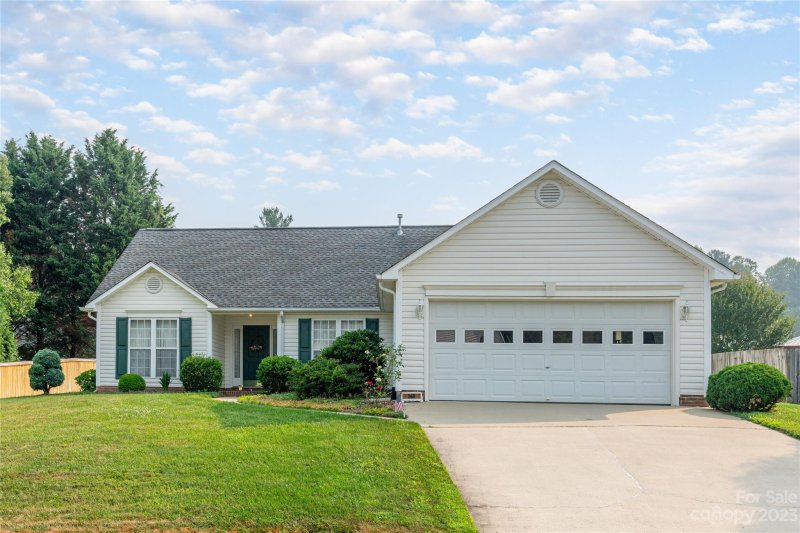 Property image 2 at 368 Glensprings Drive, Fletcher, NC 28732