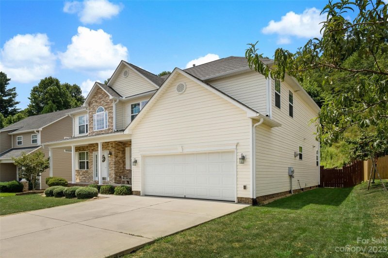 Property image 3 at 9 Dansford Lane, Arden, NC 28704