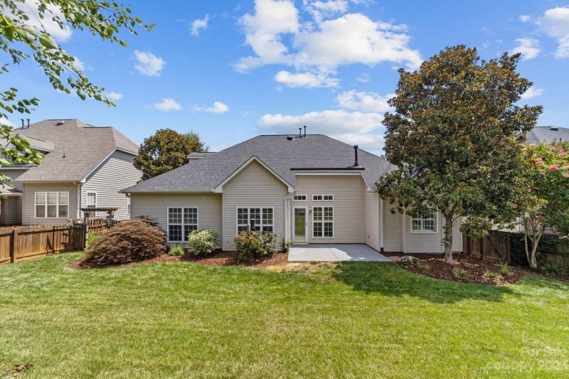 Property image 3 at 190 Harris Farm Road, Mooresville, NC 28115