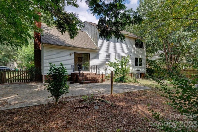 Property image 3 at 8709 Nightingale Lane, Charlotte, NC 28226