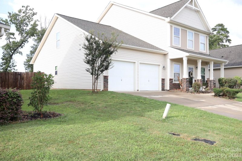 Property image 3 at 12820 Clydesdale Drive, Midland, NC 28107