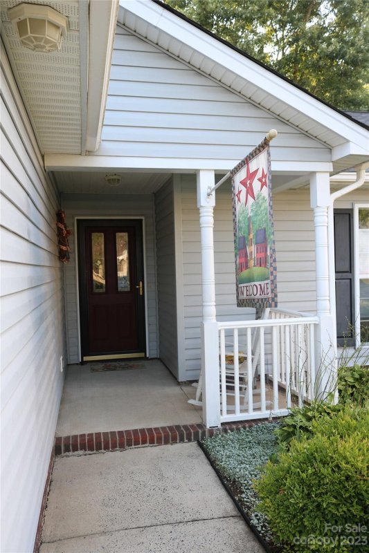 Property image 2 at 4286 Maybrook Court, Concord, NC 28027