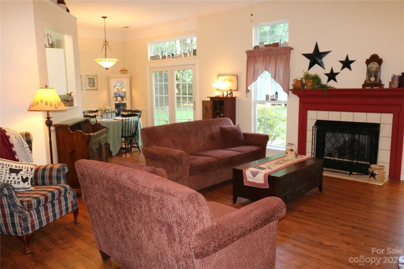 Property image 3 at 4286 Maybrook Court, Concord, NC 28027