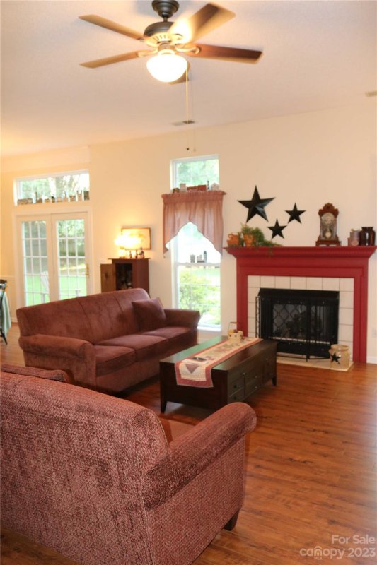 Property image 4 at 4286 Maybrook Court, Concord, NC 28027