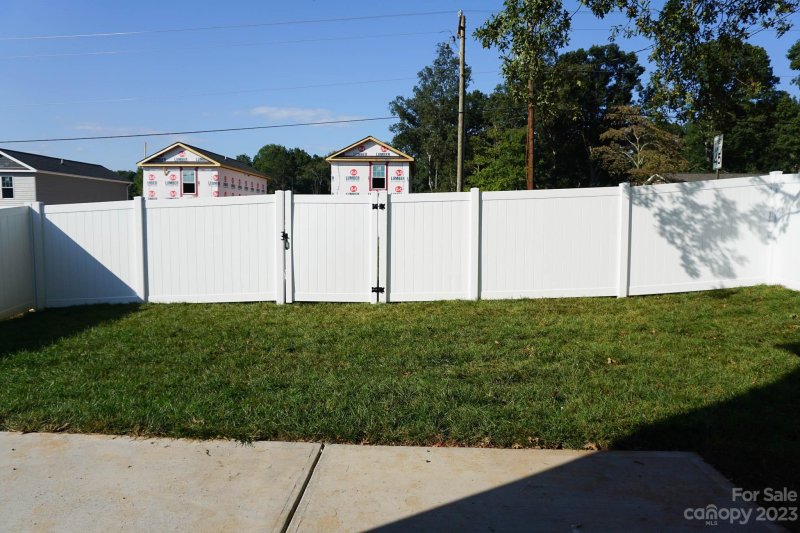 Property image 4 at 2558 Snow Creek Road, Hickory, NC 28601