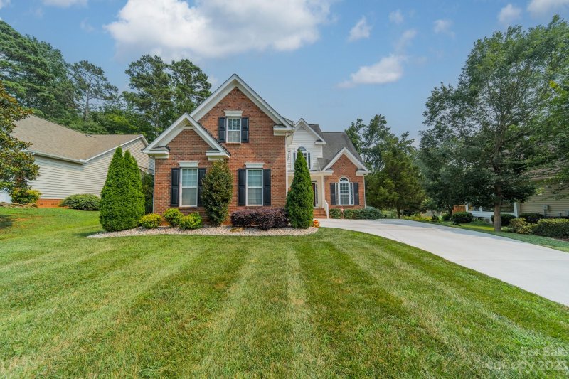 Property image 3 at 2746 Cameron Commons Way, Matthews, NC 28104