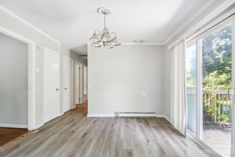 Property image 4 at 1105 Pondella Drive, Charlotte, NC 28213