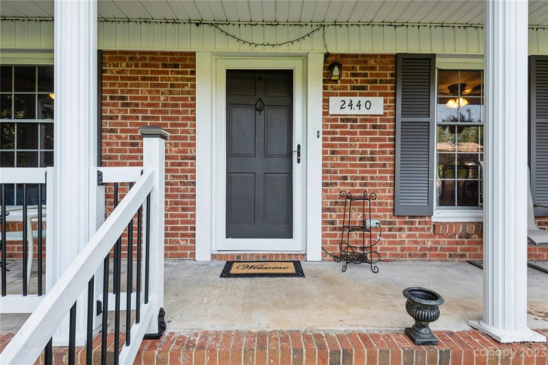 Property image 3 at 2440 23rd Avenue Place, Hickory, NC 28601