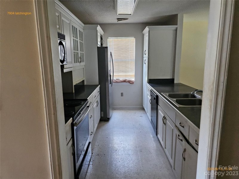 Property image 5 at 7904 Latchington Court, Charlotte, NC 28227