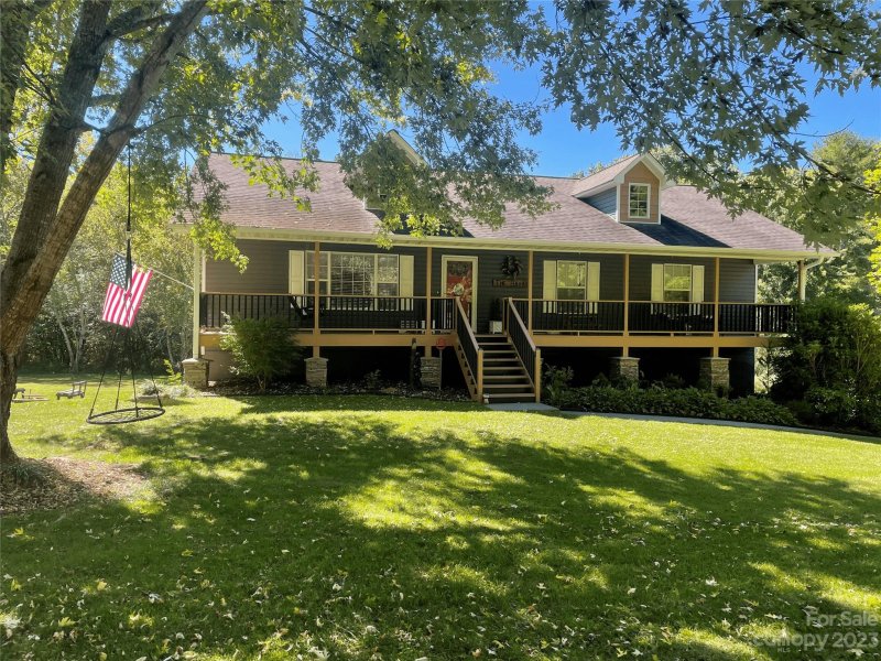 27 Evening Shade Drive