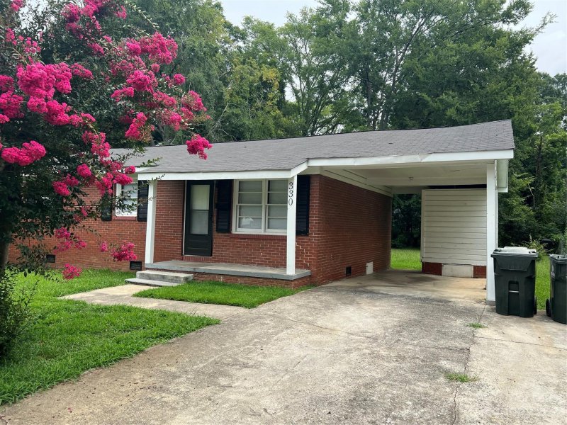 Property image 2 at 330 Barnes Street, Rock Hill, SC 29730