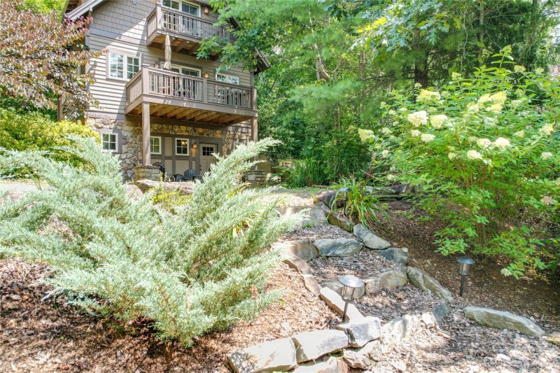 Property image 3 at 48 Cheshire Drive, Black Mountain, NC 28711