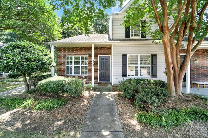 2233 Cigar Court