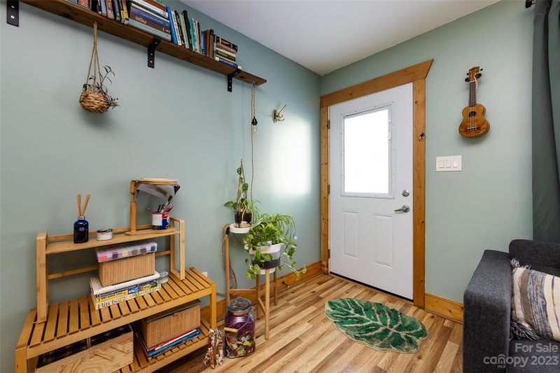 Property image 2 at 636 Chipley Avenue, Charlotte, NC 28205